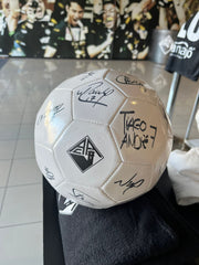 Bola Branca Assinada 25/26